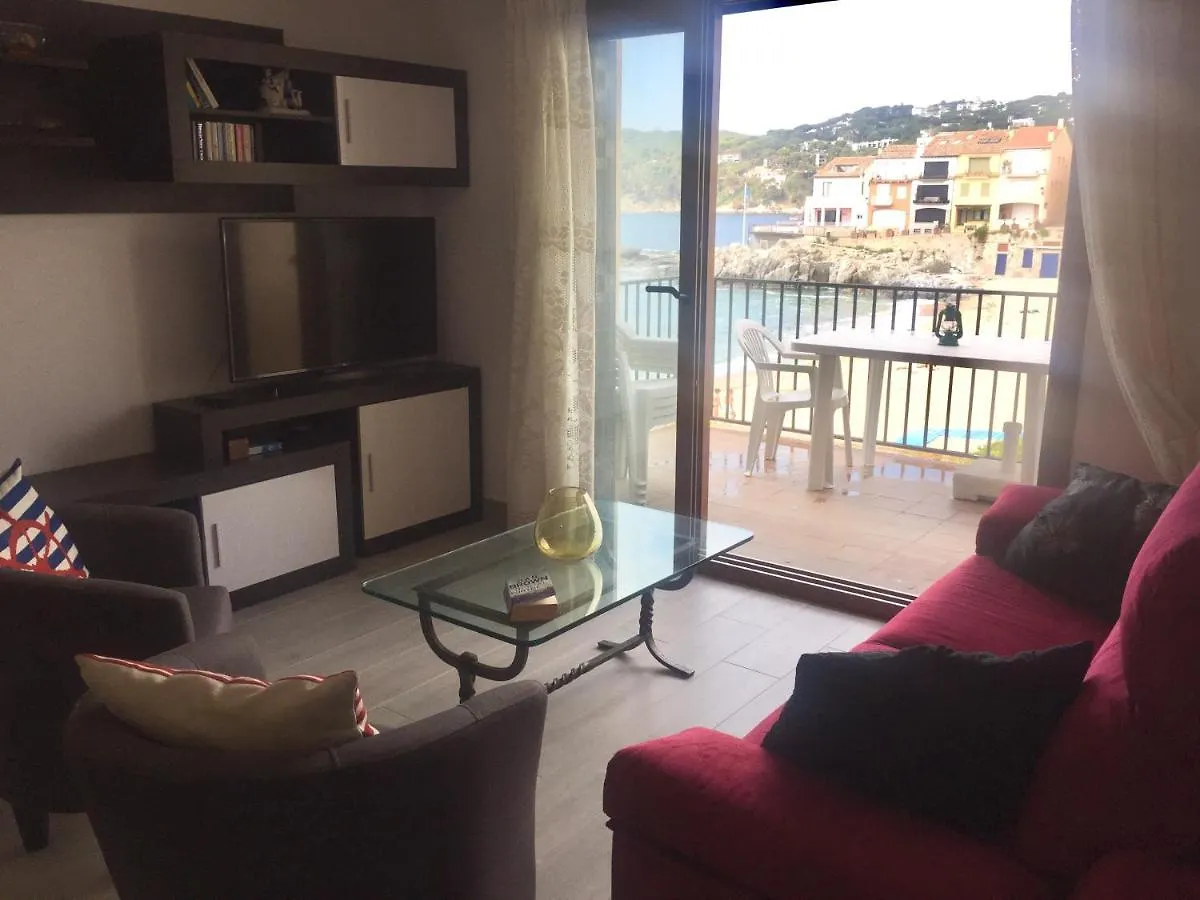 Voramar A Apartment Calella De Palafrugell