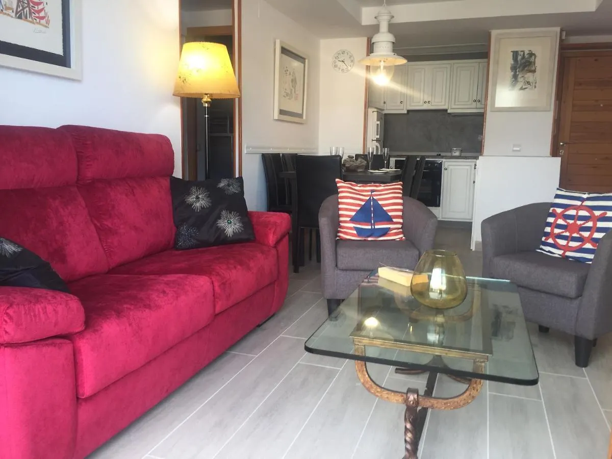 Voramar A Apartment Calella De Palafrugell Spain